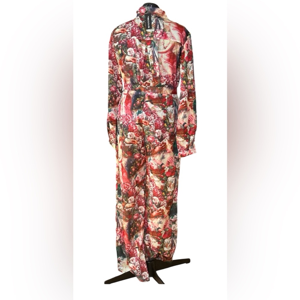 PrettyLittleThing 2pc Rose Femme
Renaissance Print Satin Shirt & Pants Set -Sz 6 - Picture 8 of 10